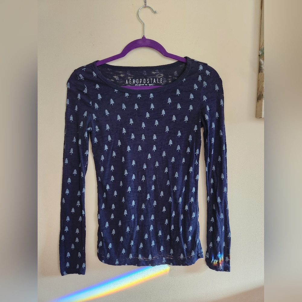 Aeropostale Pine tree burnout top navy blue XS